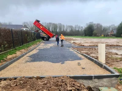Pose couches d'assise et de liaison