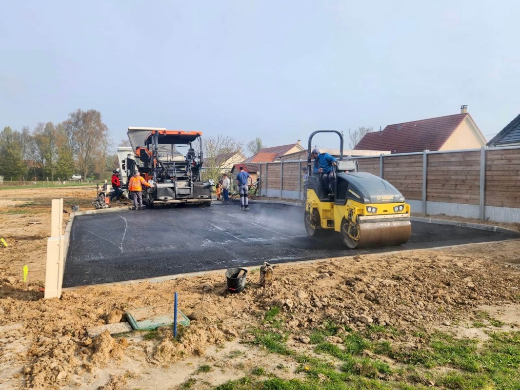 Pose de l'enrobé définitif 
